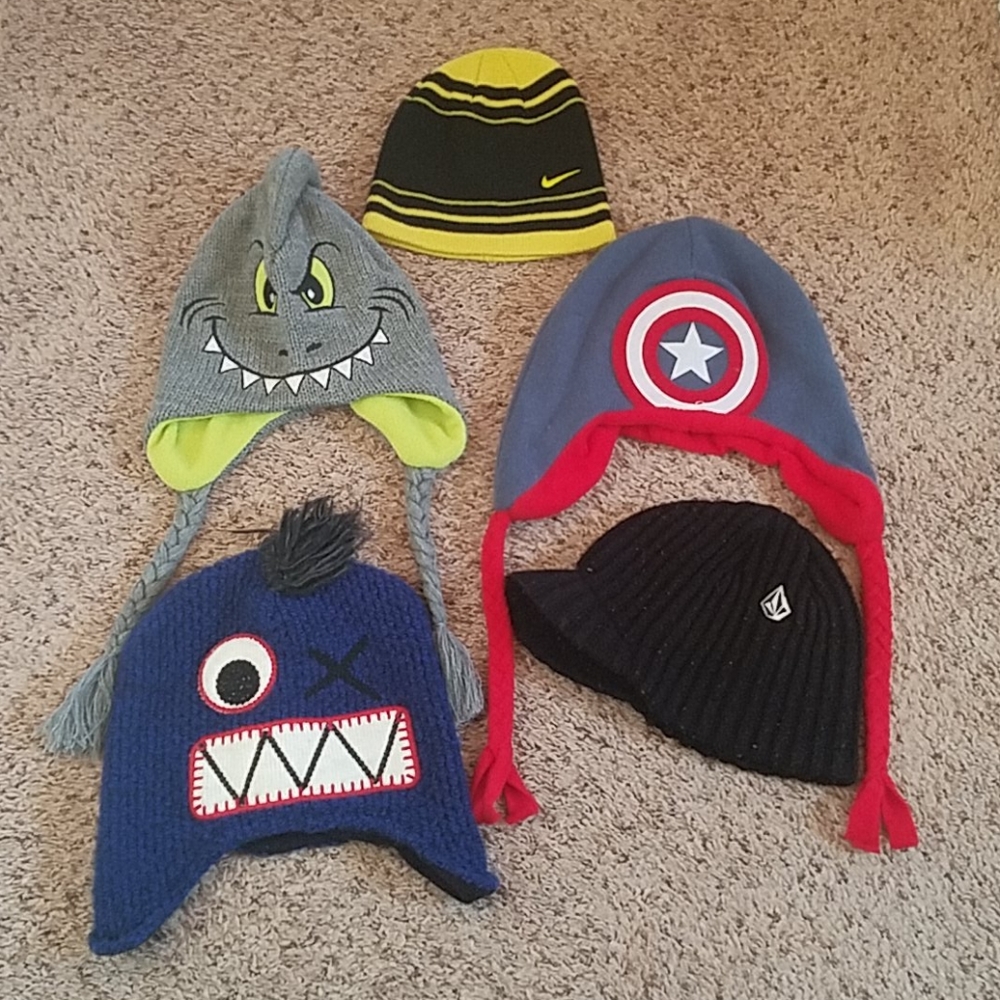 5 kids beanies